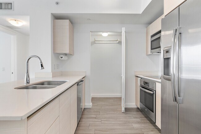 Building Photo - 4250 Biscayne Blvd