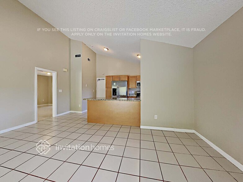 Building Photo - 8600 SW 140th Terrace