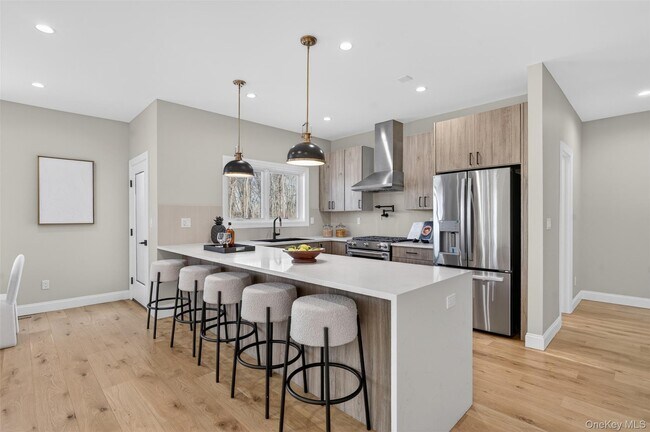 Building Photo - 24 Wildwood Dr