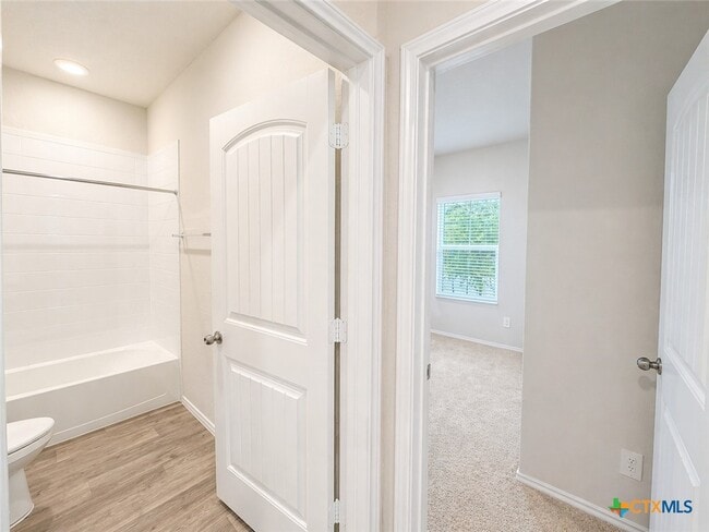 Building Photo - 840 Nodding Nixie