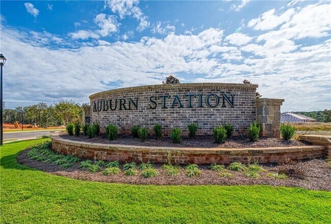 Building Photo - 212 Station Overlook Dr