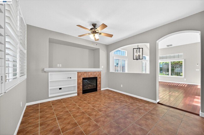 Building Photo - 133 Sundance Pl