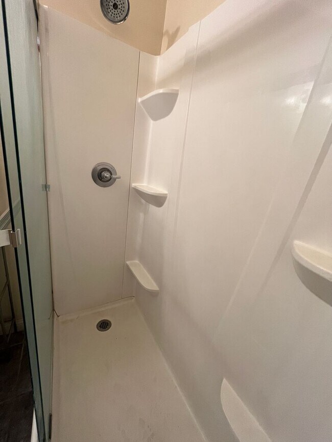 Building Photo - 1506 Platea St