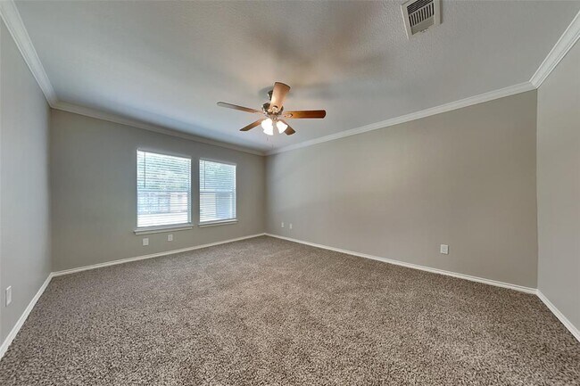 Building Photo - 26880 Armor Oaks Dr