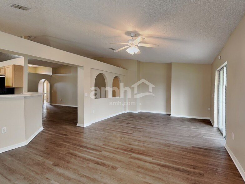 Building Photo - 9469 Arbor Oak Ln