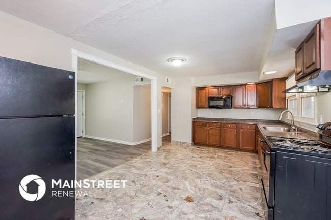 Building Photo - 7412 Lesane Dr