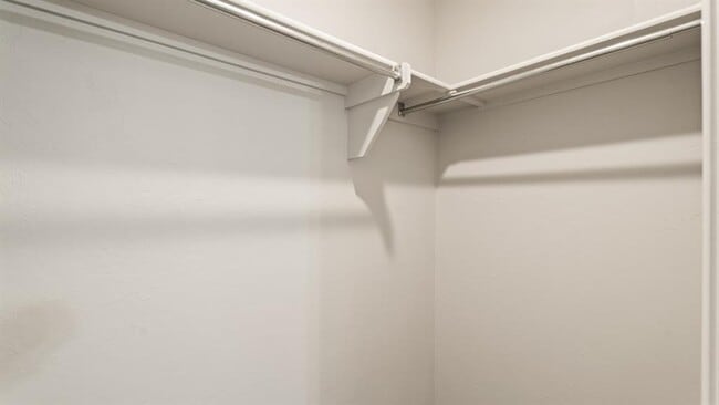 Building Photo - 621 Christian Ln