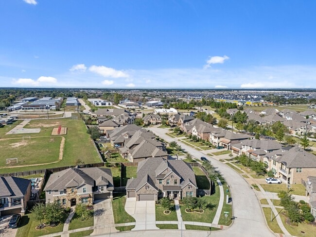 Building Photo - 18935 Wild Thornberry Dr