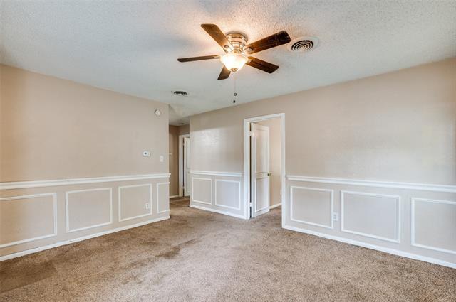 Building Photo - 1407 Helen Cir