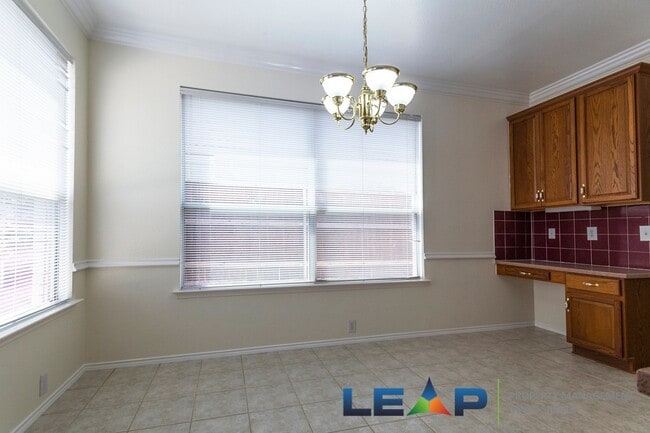 Building Photo - Beautiful home in Hurst-Euless-Bedford ISD