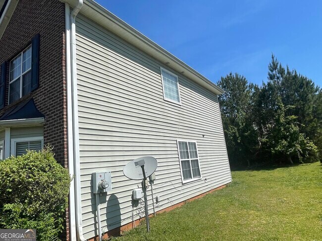 Building Photo - 6020 Kingston Wood Way