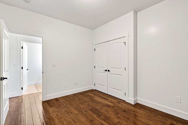 Building Photo - Asheville Rental-Beverly Hills Area