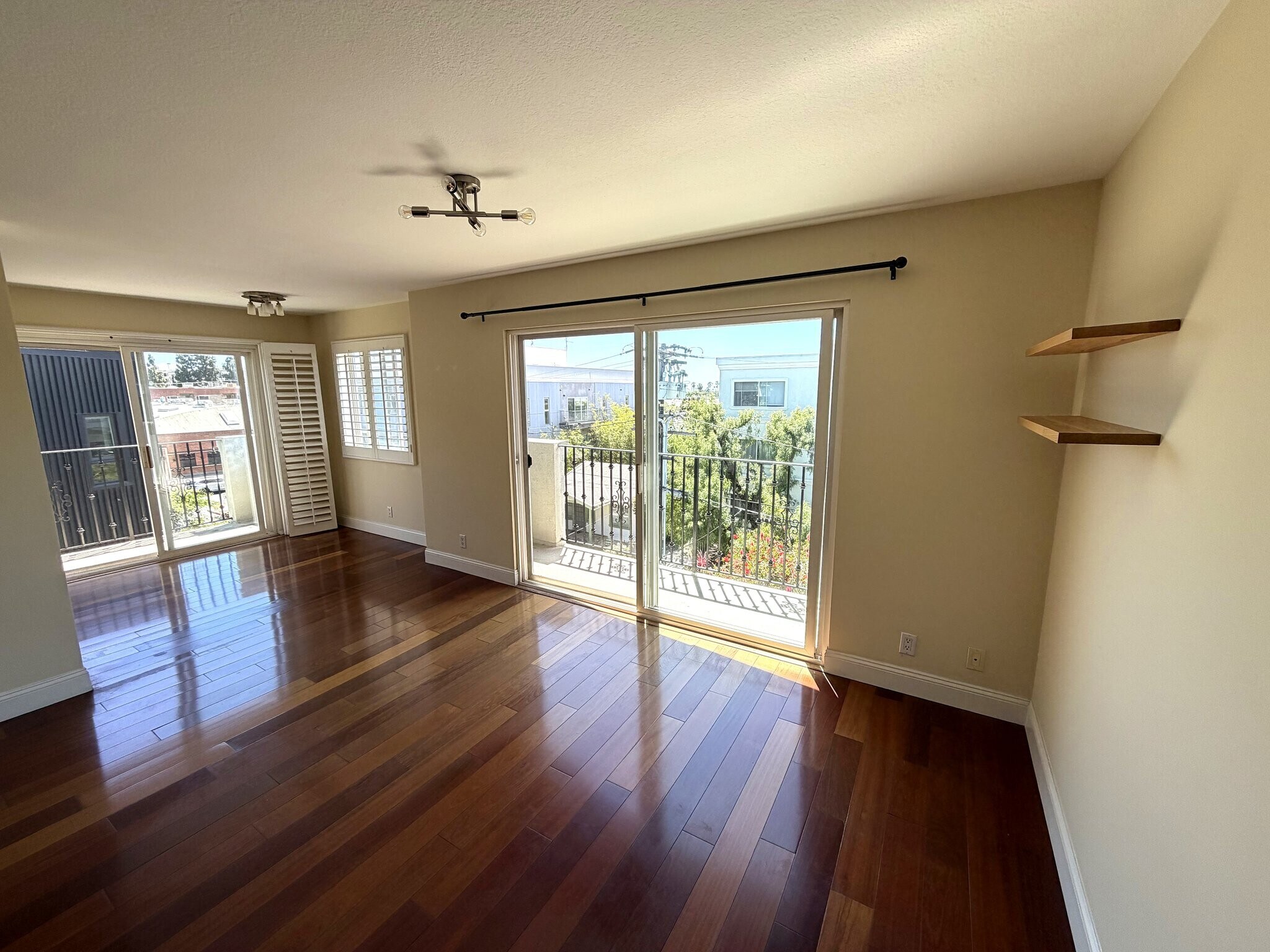 Building Photo - 2308 Schader Dr