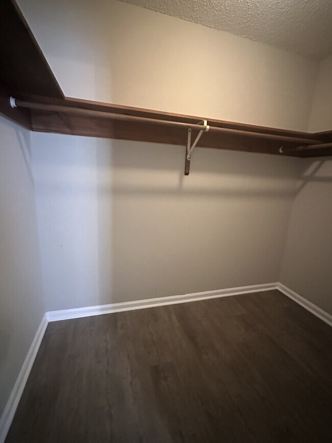 Building Photo - 420 Prince Ln