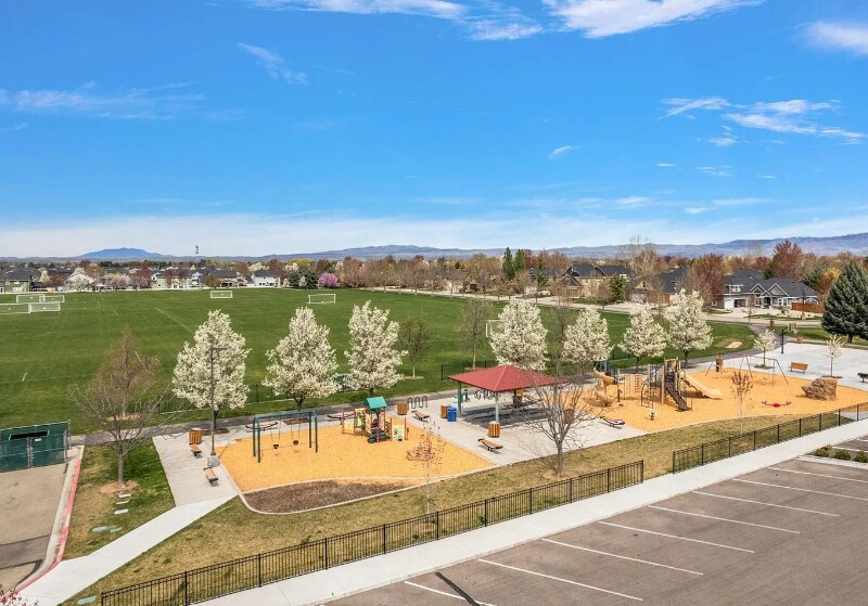 Building Photo - 2801 W Lost Rapids Dr