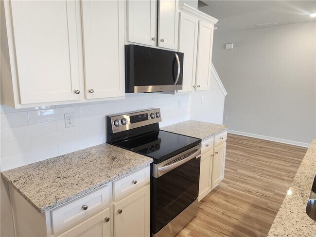 Building Photo - 832 Cygnet Ln