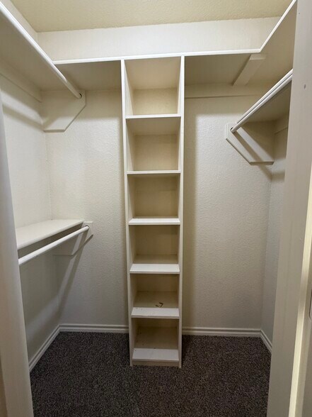 Building Photo - 5809 Swords Dr