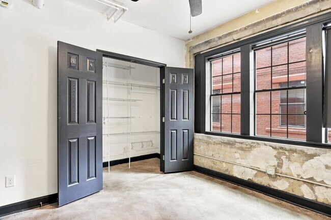 Building Photo - 6825 Avenue C