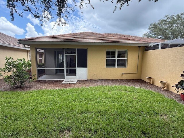 Building Photo - 12505 Stone Valley Loop