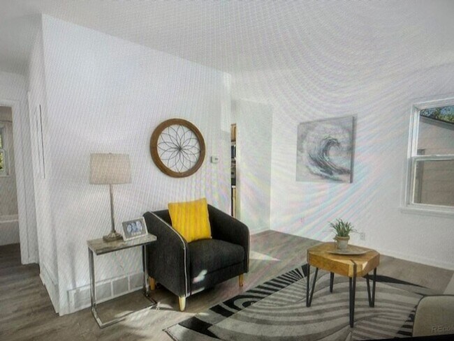 Building Photo - Charming & Updated 3-Bedroom Home in Histo...