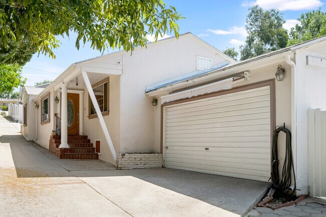 Building Photo - 4839 Lowell Ave