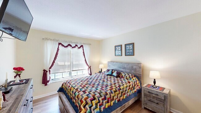 Building Photo - 5540 Tamberlane Cir