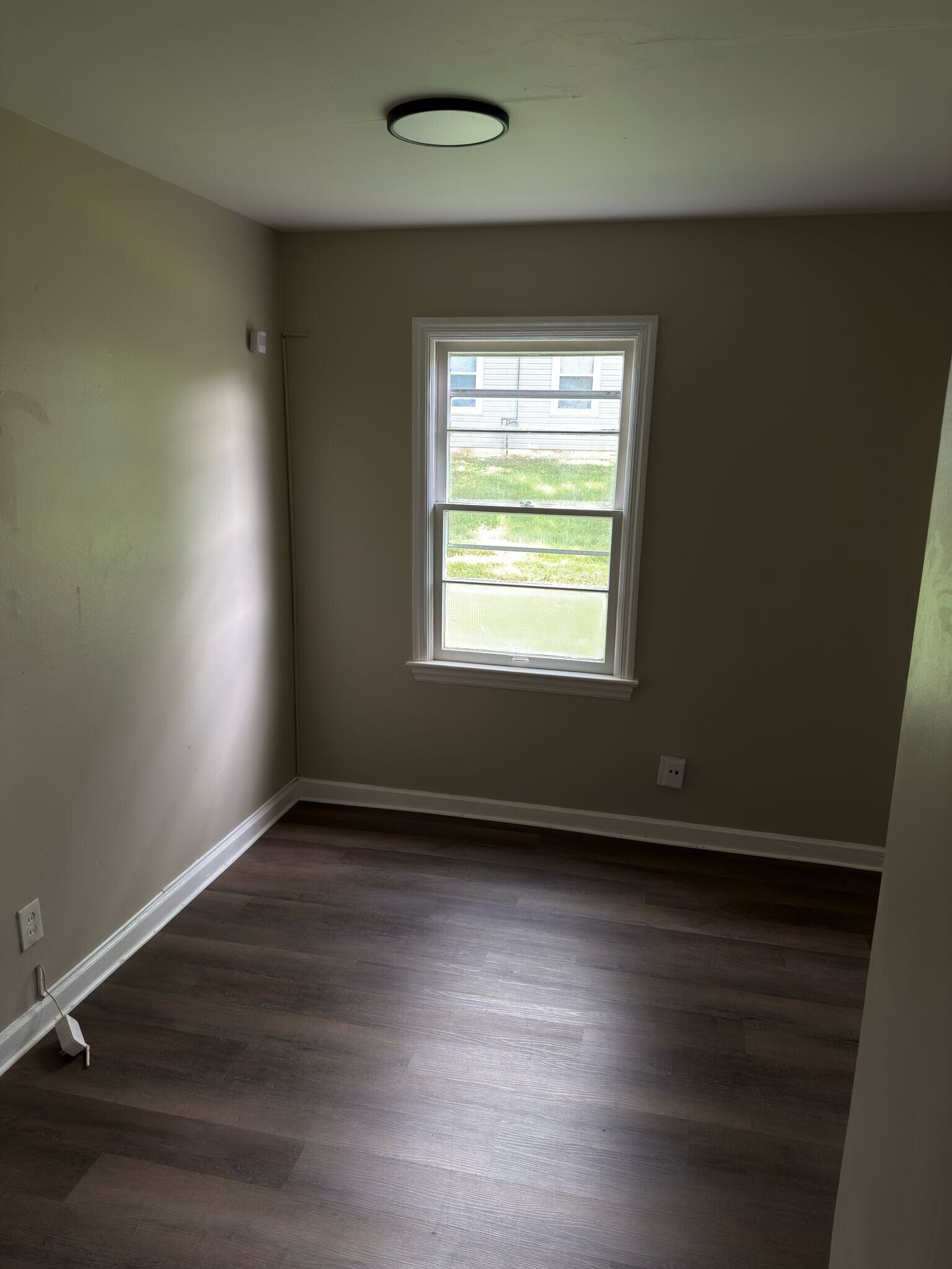 Building Photo - 235 Du Bourg Ln