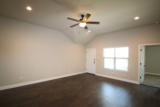 Building Photo - 1301-1305 White Sand Dr.