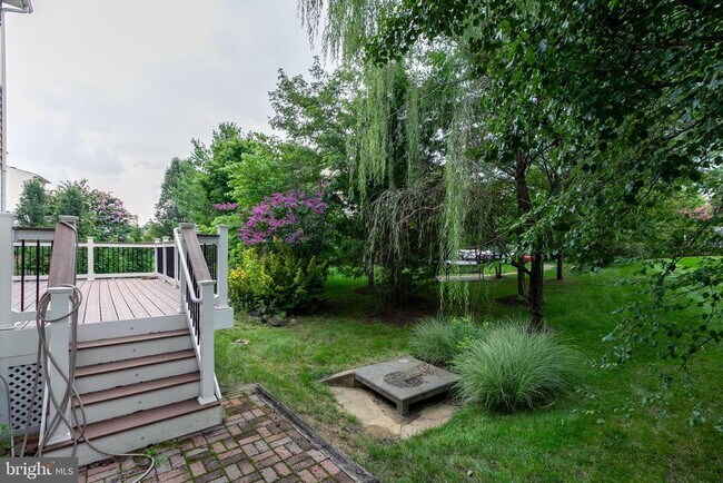 Building Photo - 21935 Windover Dr