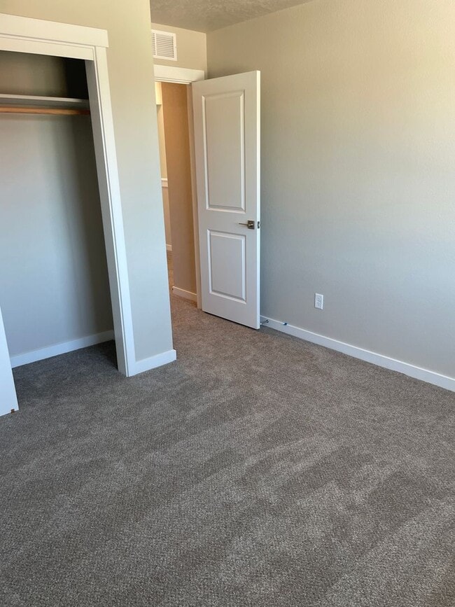 Building Photo - Beautiful 4-Bedroom Home in West Boise
