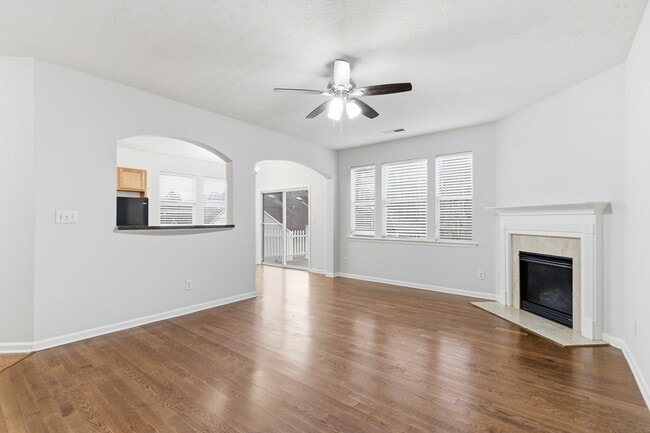 Building Photo - NOW READY!!! 3 bedroom home in sought out Austell city!!!