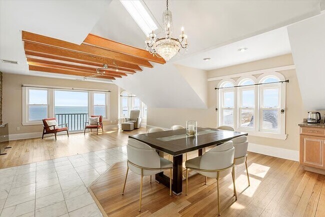 Building Photo - 61 Coral Ave