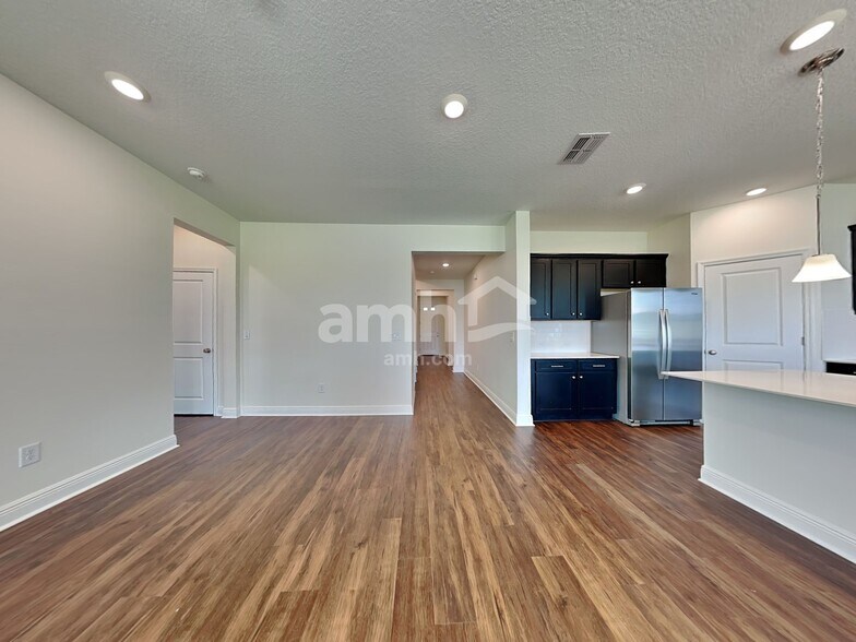 Building Photo - 14511 Cedar Mill Dr