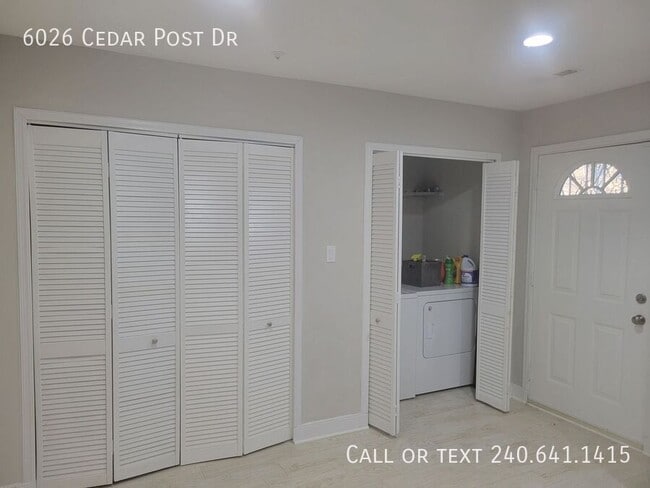 Building Photo - 6026 Cedar Post Dr