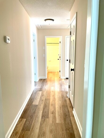 Building Photo - 2419 Traywick Chase