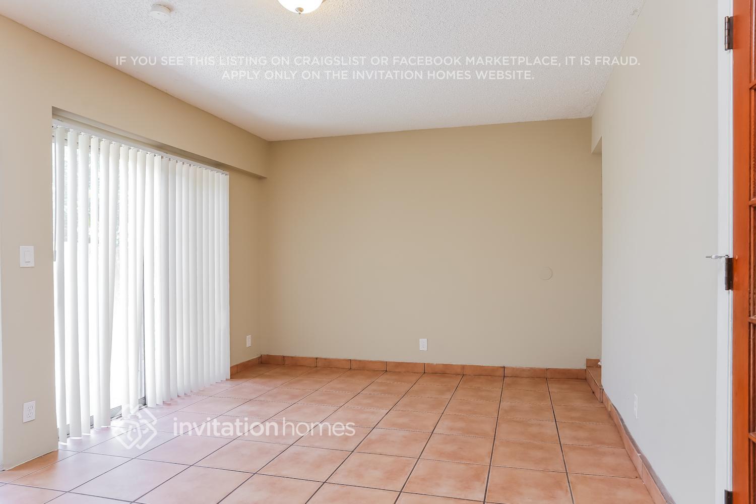 Building Photo - 208 NW 80th Ave