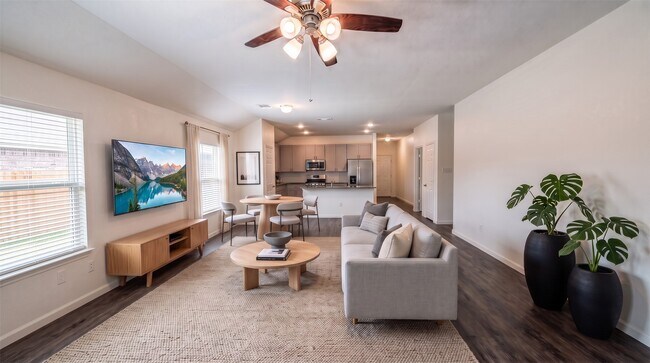 Building Photo - 2028 Cedar Tree Ct