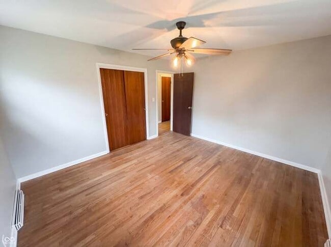 Building Photo - 10209 Broadway St