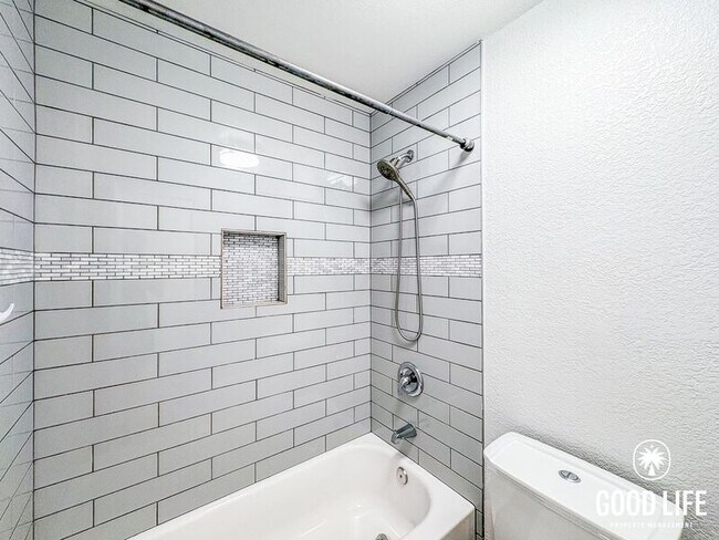 Building Photo - 3440 Lebon Dr