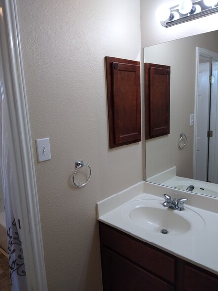 Room D Sink (Pre-Remodel) - 10951 Mustang Spring