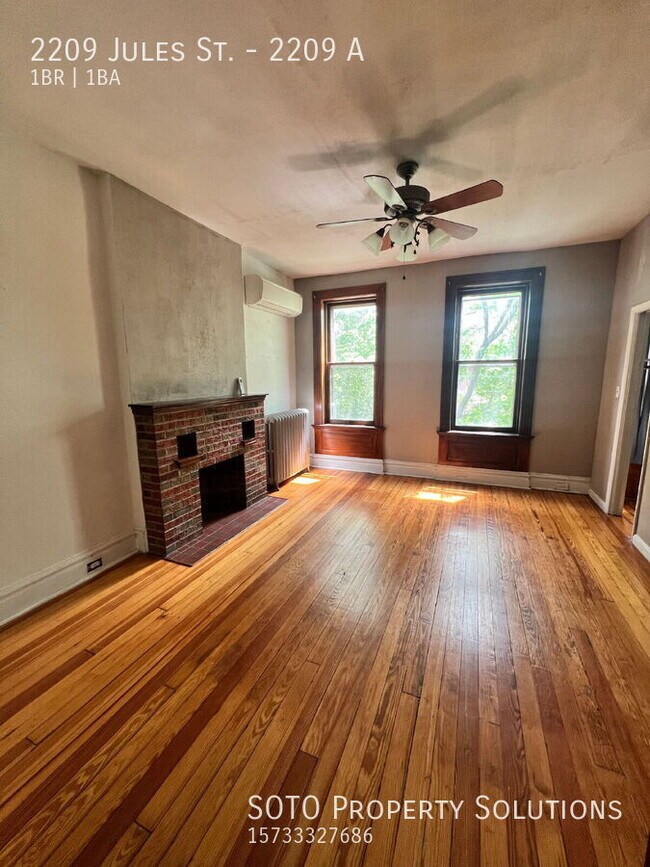 Building Photo - 2209 Jules St