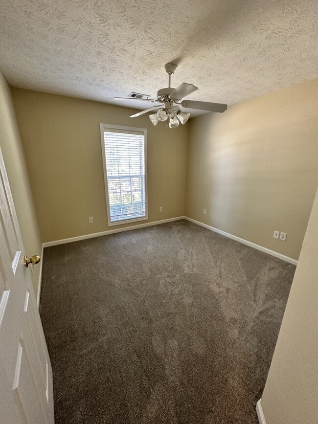 Building Photo - 2162 Jefferson St