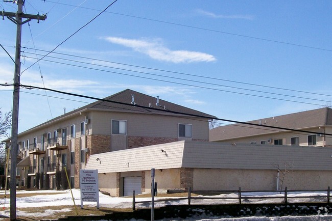 Building Photo - Highland Gables Apartments