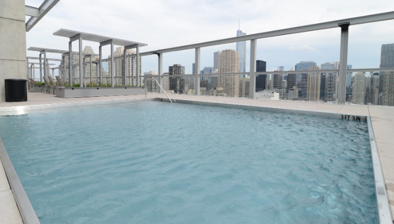 Building Photo - 136 W Chicago Ave