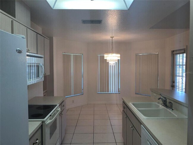 Building Photo - 13810 Pimberton Dr