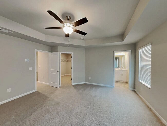 Building Photo - MOVE IN BY 5/24 AND RECEIVE JUNE RENT FREE!