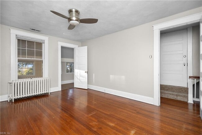 Building Photo - 4600 Colonial Ave