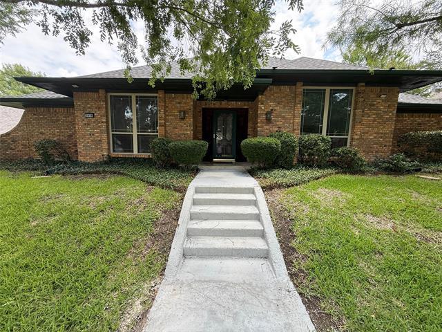 Building Photo - 2918 Apple Valley Dr