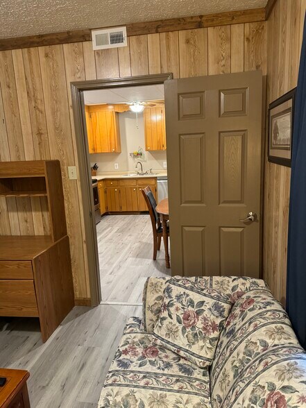 Building Photo - 1457 Tranquility Ln