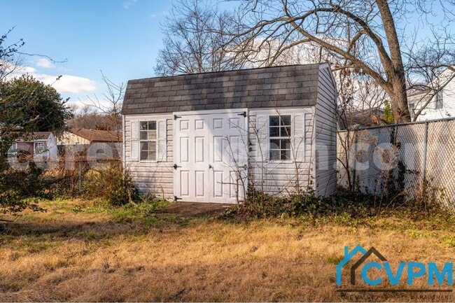 Building Photo - 7884 Huguenot Ct